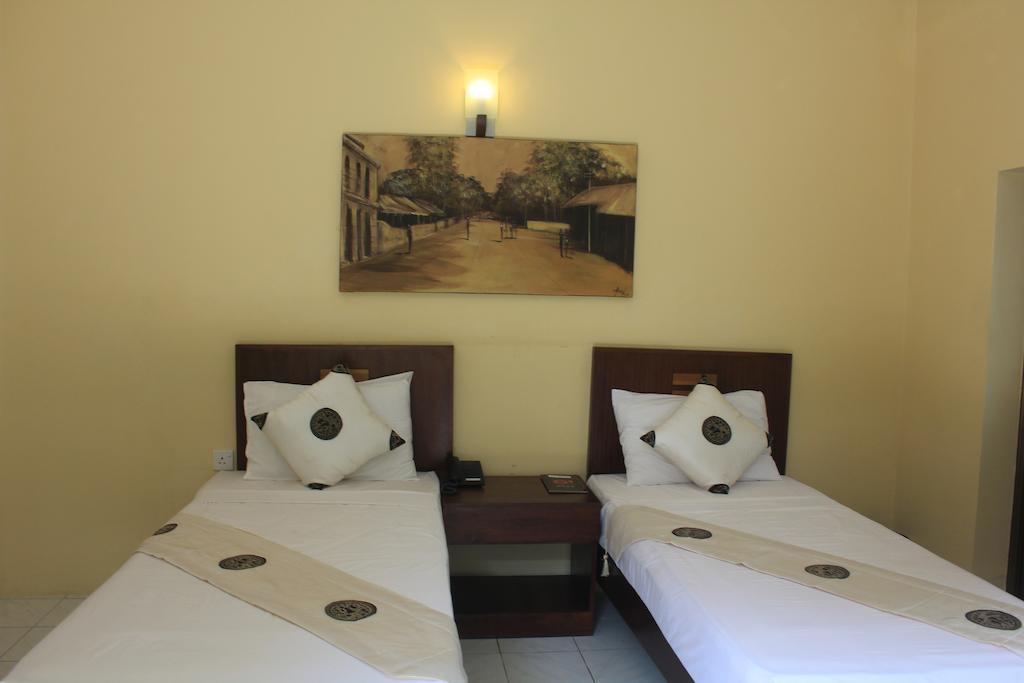 Grand 7 Hotel Thalawathugoda Talawatugoda Exterior foto