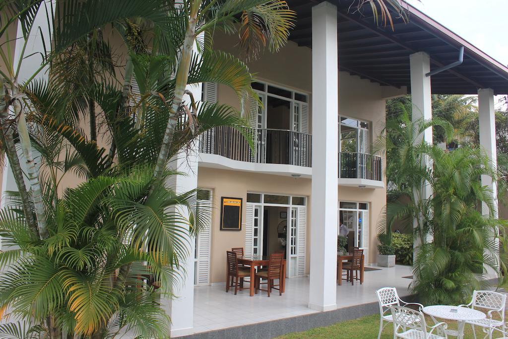 Grand 7 Hotel Thalawathugoda Talawatugoda Exterior foto
